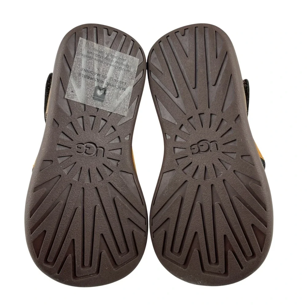 UGG Kylo Fisherman Sandals Toddler Size 6 Brown Yellow Hook Loop 1132722T